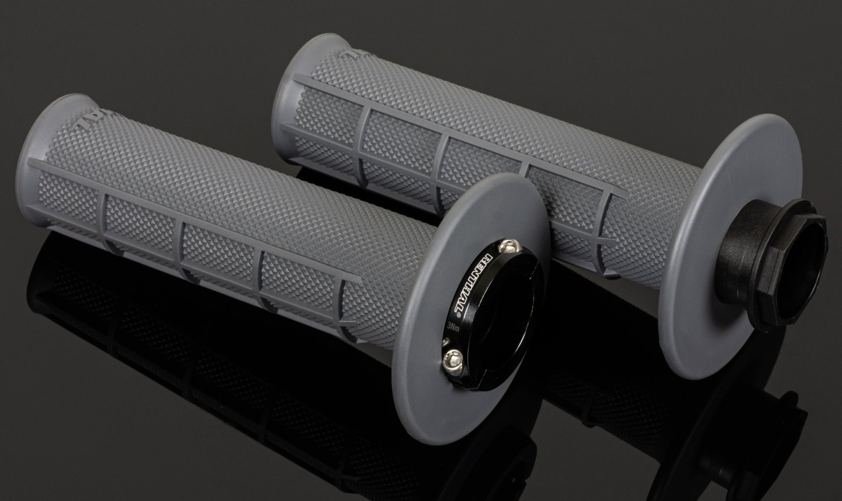 Гріпси Renthal MX Lock-On Grips - Half Waffle [Original], Medium